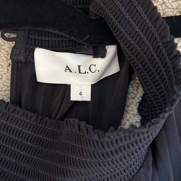 ALC Renzo Sleeveless Mock Neck Pleated Dress Size 4 Solid Black. Worn 1 time. - Picture 5 of 10